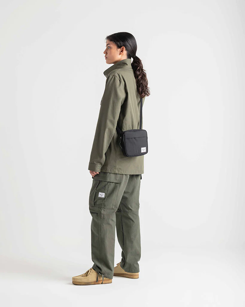 Herschel Supply Co Classic™ Crossbody Bag - Black - Image 6