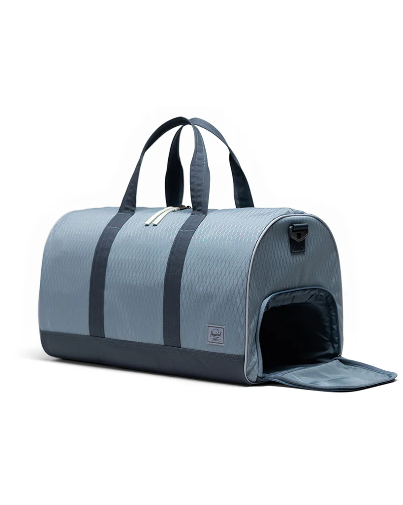 Herschel Supply Co Novel™ Duffle Bag - Blue Mirage Diamond / Sea Storm - Image 2