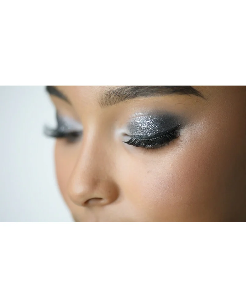 Stage Beauty Co. Liquid Eye Glitter Eyeshadow - Curtain Call Black - Image 3